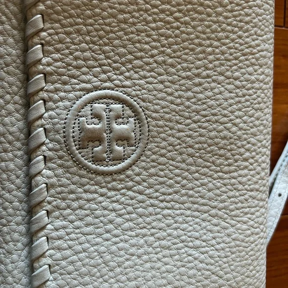 Tory Burch Marion Flat wallet cross body bag - Picture 10 of 12